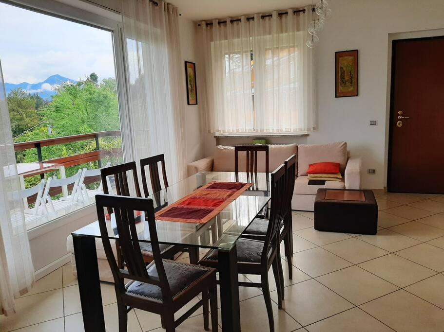 La Finestra Sul Lago - In Villa Con Vista E Posto Auto Coperto สเตรซา ภายนอก รูปภาพ